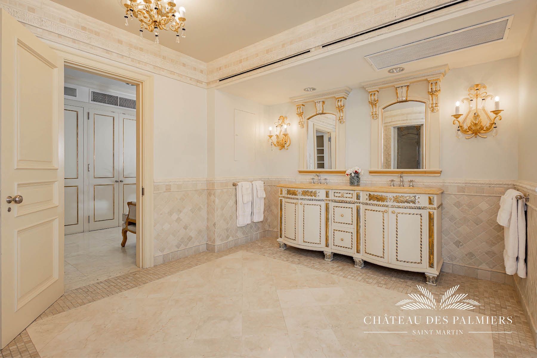Le Chateau des Palmiers villa photo.